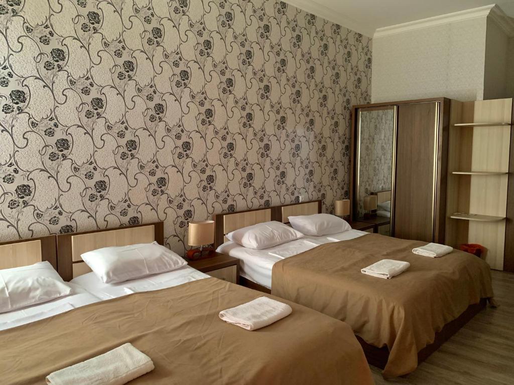 Hotel Red Bridge photo