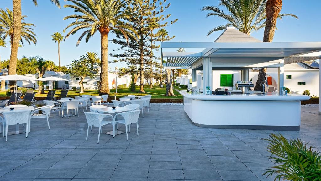 Canary Garden Club — Restaurant & bars in Maspalomas, Canary Islands