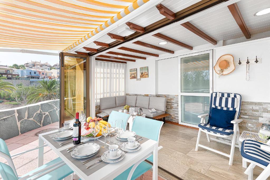 ARGUINEGUIN, BUNGALOWS LOS CANARIOS, Arguineguín