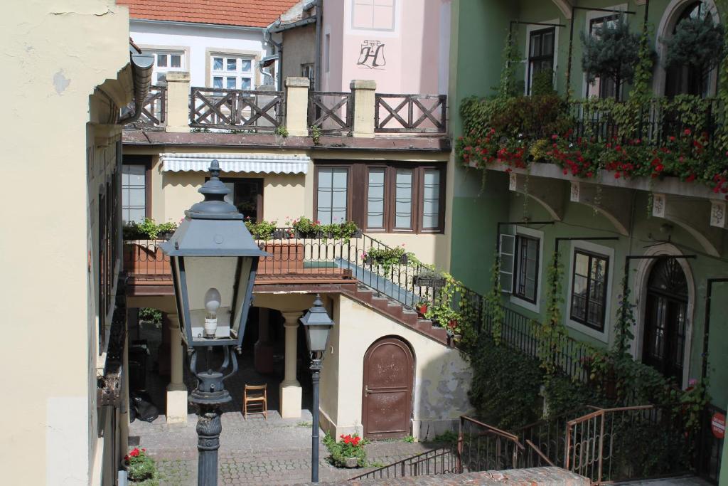 Zwinger Apartman 전경