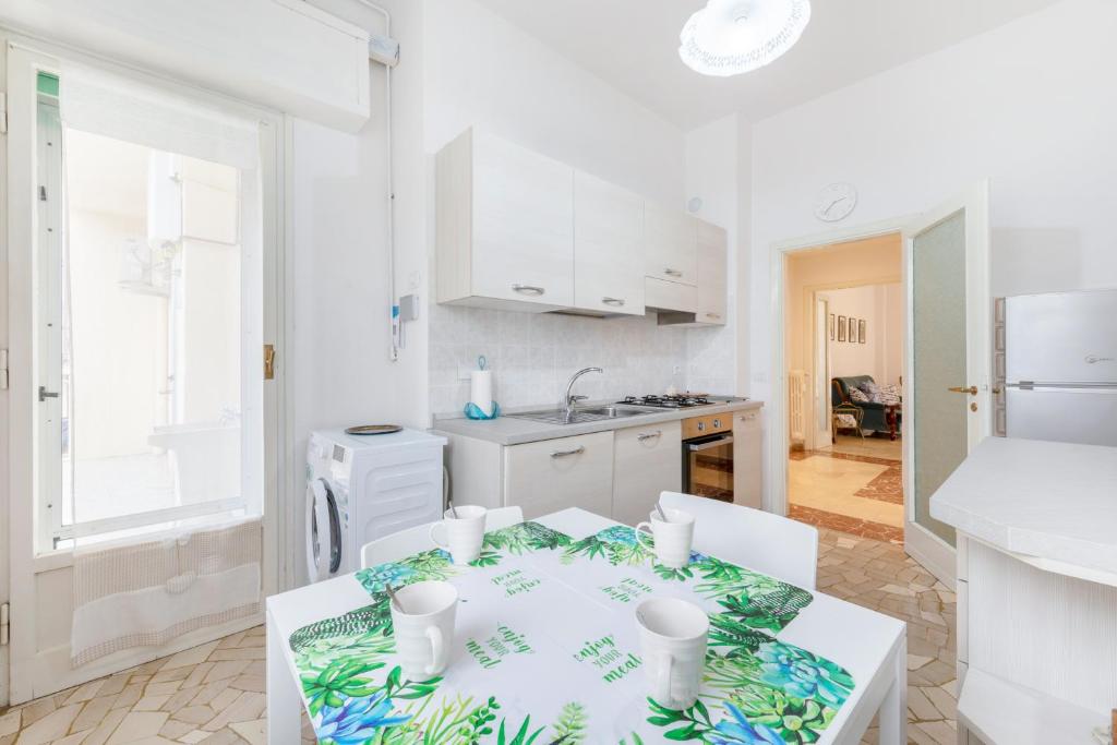 GuestHost - Il Salotto Blu - Appartamento con Parcheggio - 4