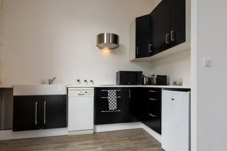 Appartement Charmant Place de Lerme - 4