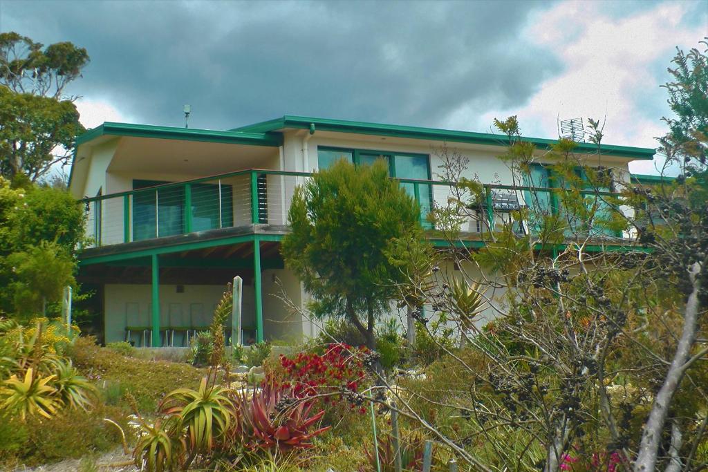 'The Lookout' at 27 Fraser Street photo