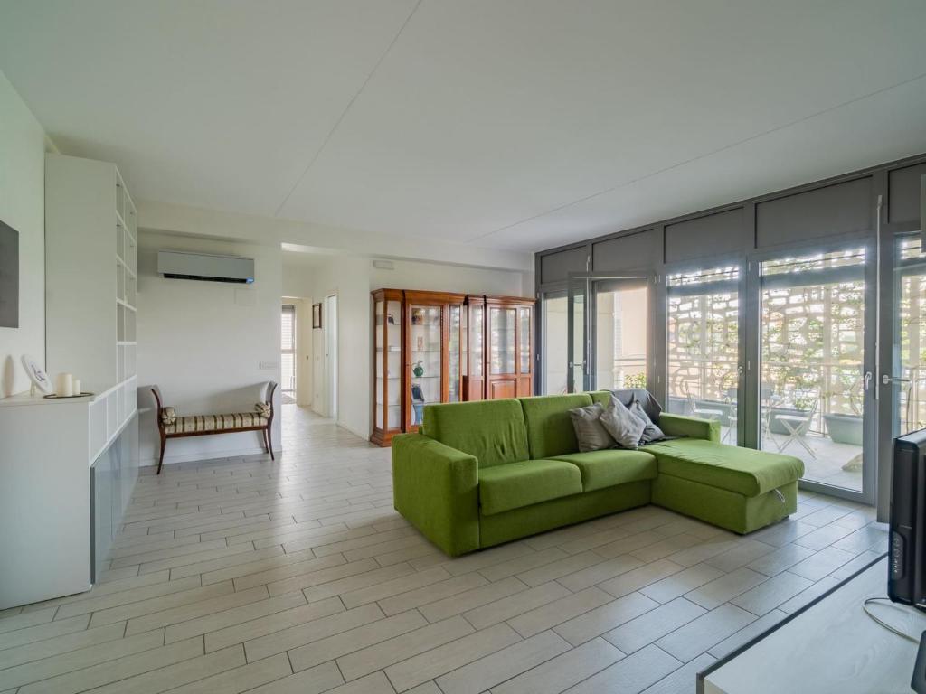The Best Rent - Spacious four-bedroom apartment close to Forlanini distrct - 5