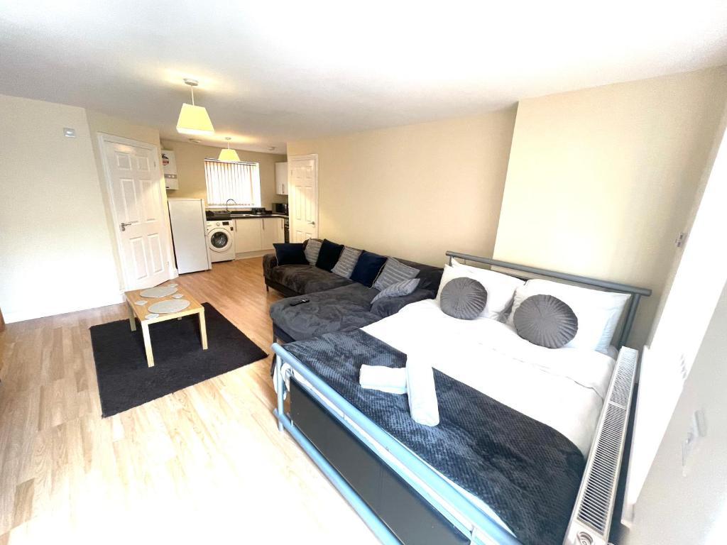 Lt Properties Studio apartment Ground floor 3, Luton