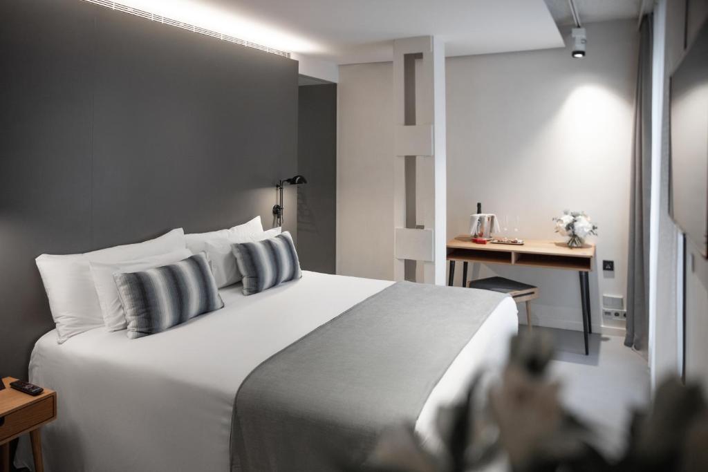 Ohla Eixample Hotel photo