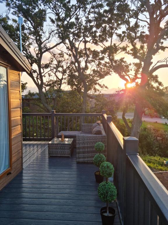 Foxwood Lodge Private Hot Tub Getaway photo 6