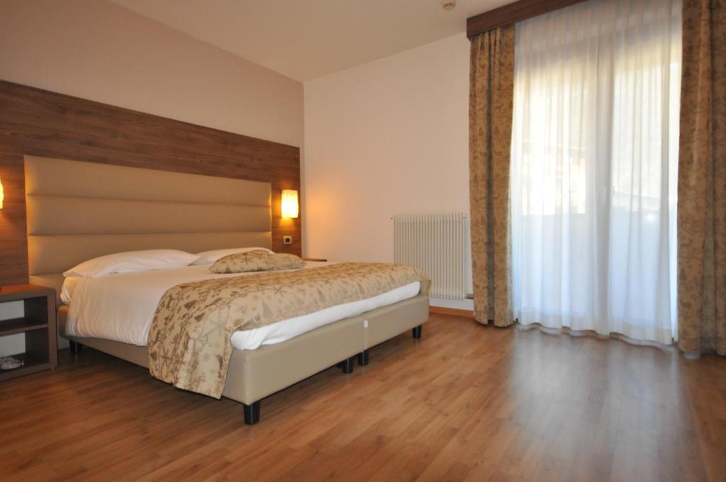 Hotel Select - 5