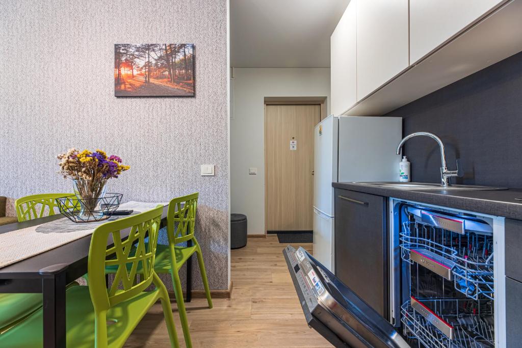 Sunny Pines Apartment photo