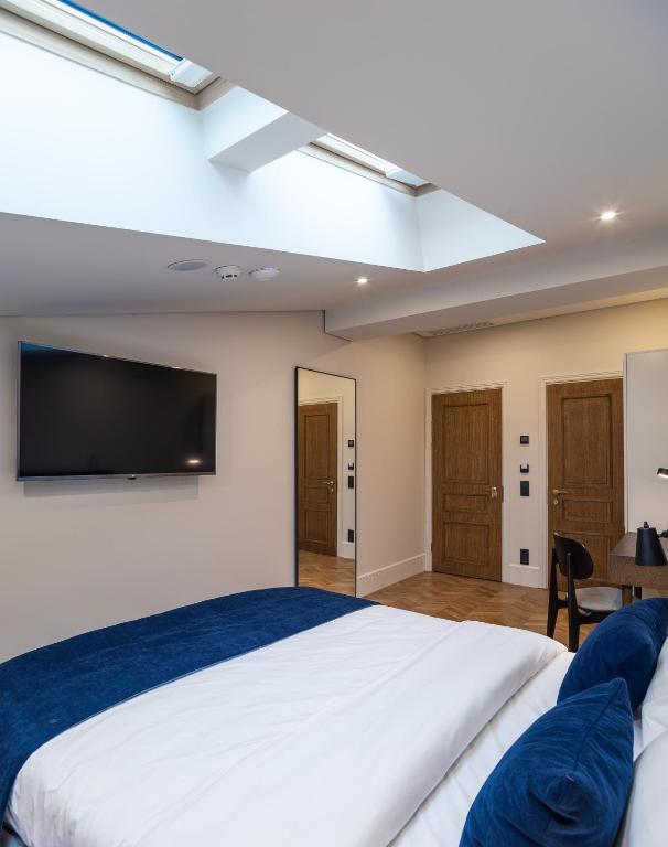 On The Square Guesthouse Photo 10