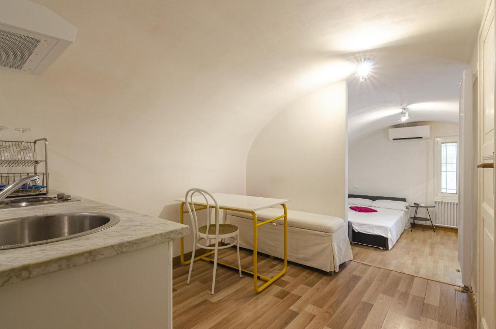 Studio nel cuore della citta' by Wonderful Italy - 3