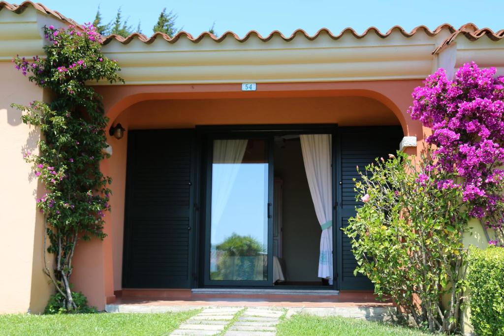 Hotel L'Esagono, San Teodoro, Sardegna. Prenota Online Hotel a San Teodoro