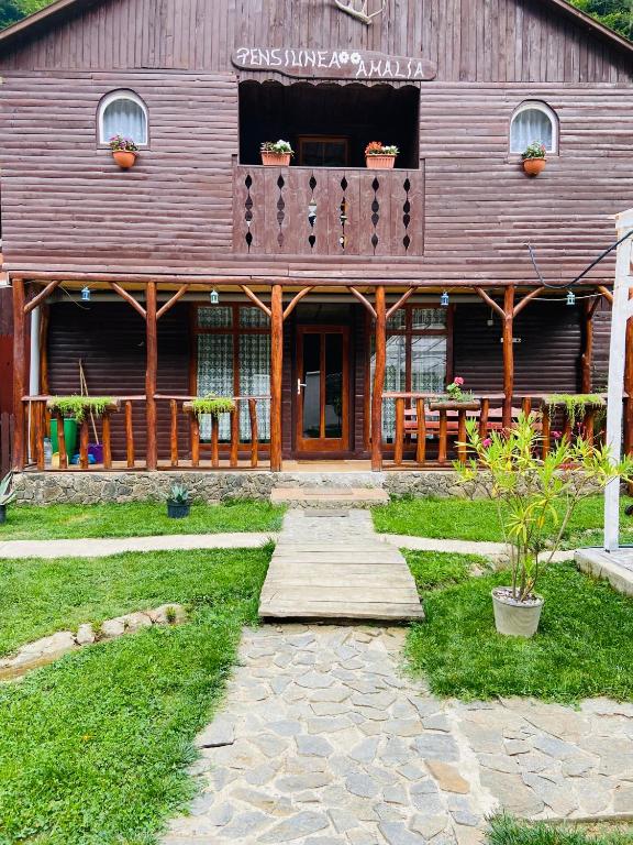 Pensiunea Amalia — Hotel in Sasciori