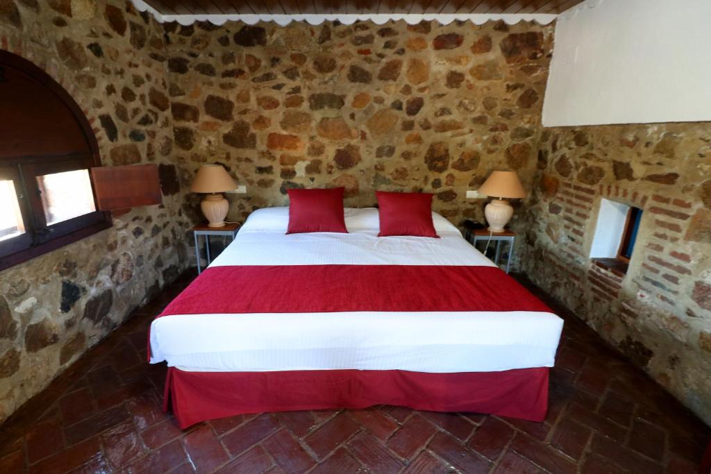 Hotel Monasterio de Rocamador photo