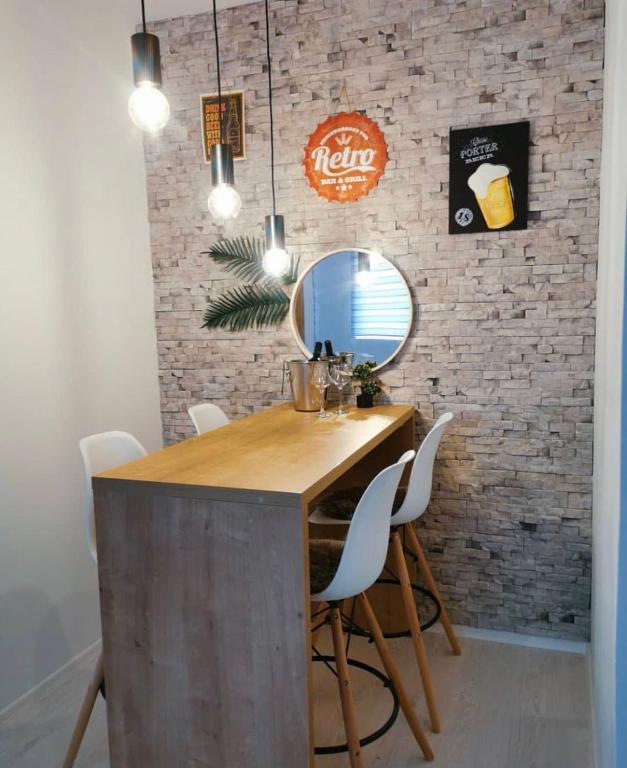 Apartman Nikol, Pale