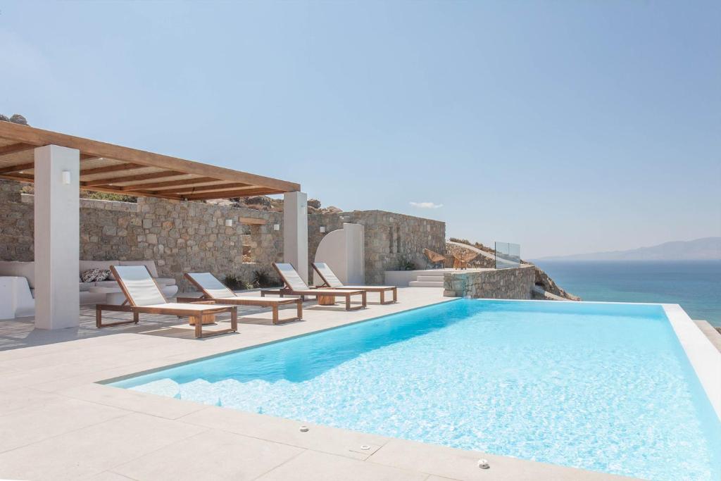 Bellevue Villas photo