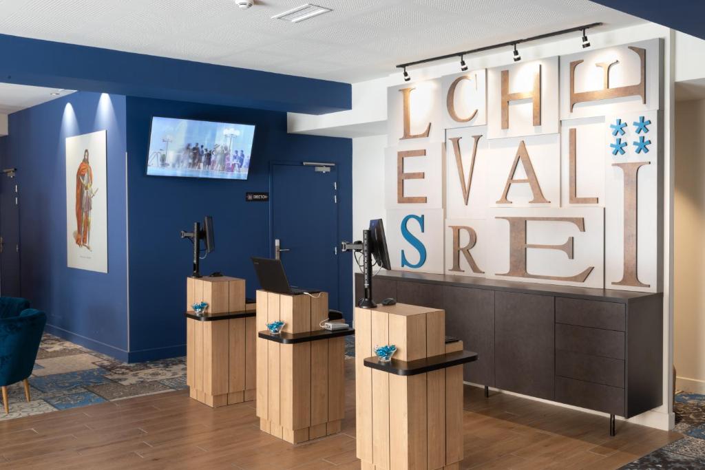 SOWELL HOTELS Les Chevaliers photo