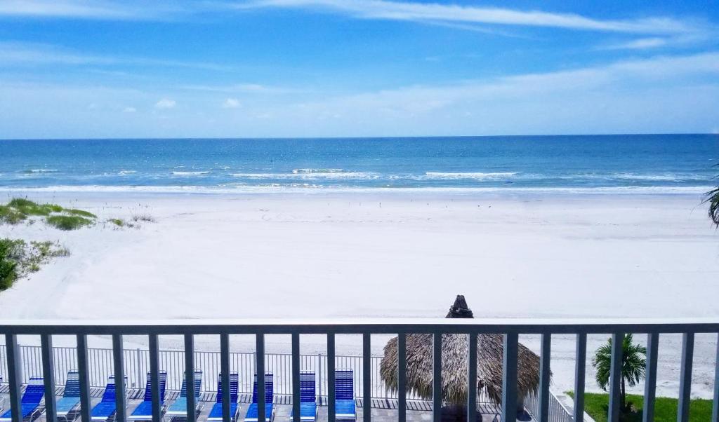 Sea Oats by Liberte Management — Hotel in Redington Shores (FL)