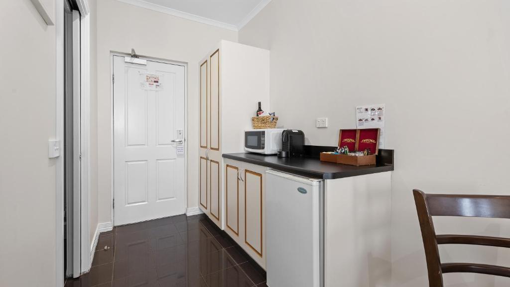 バララット レイク イン (Ballarat Lake Inn) 館内設備