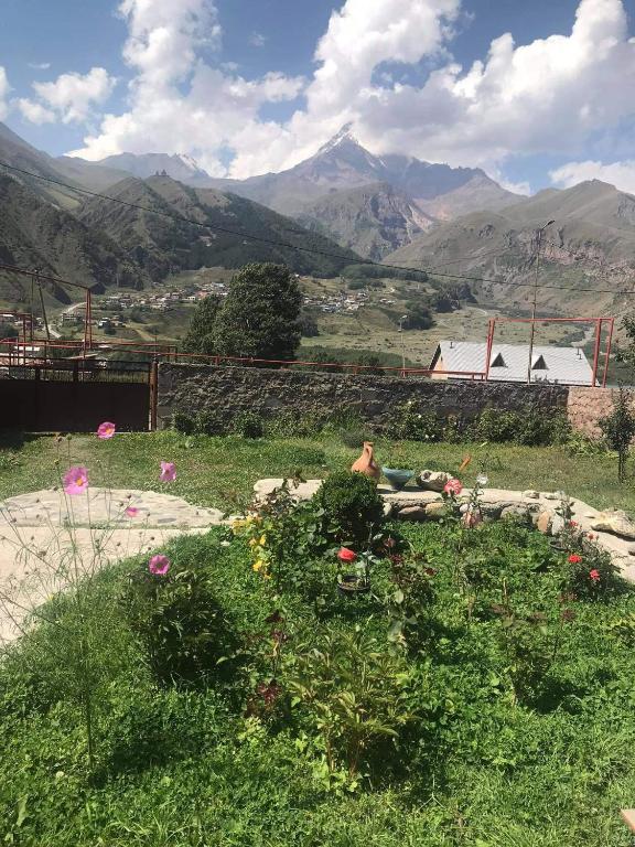 Roza Guesthouse photo