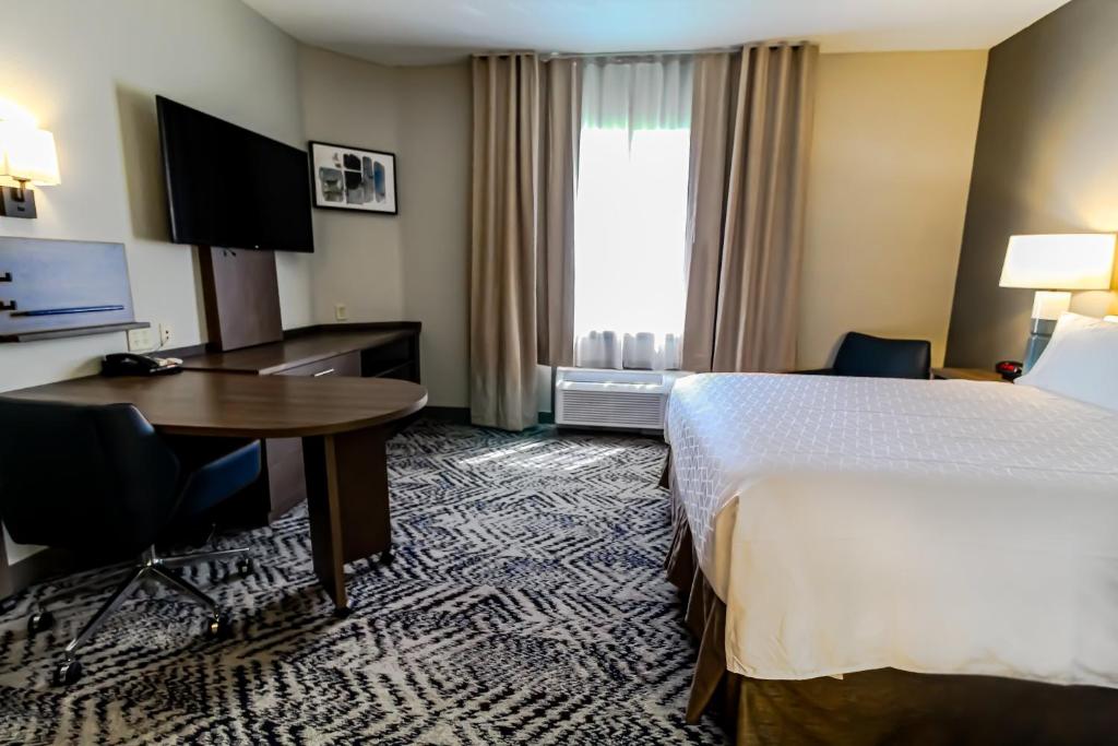 Candlewood Suites Melbourne-Viera photo
