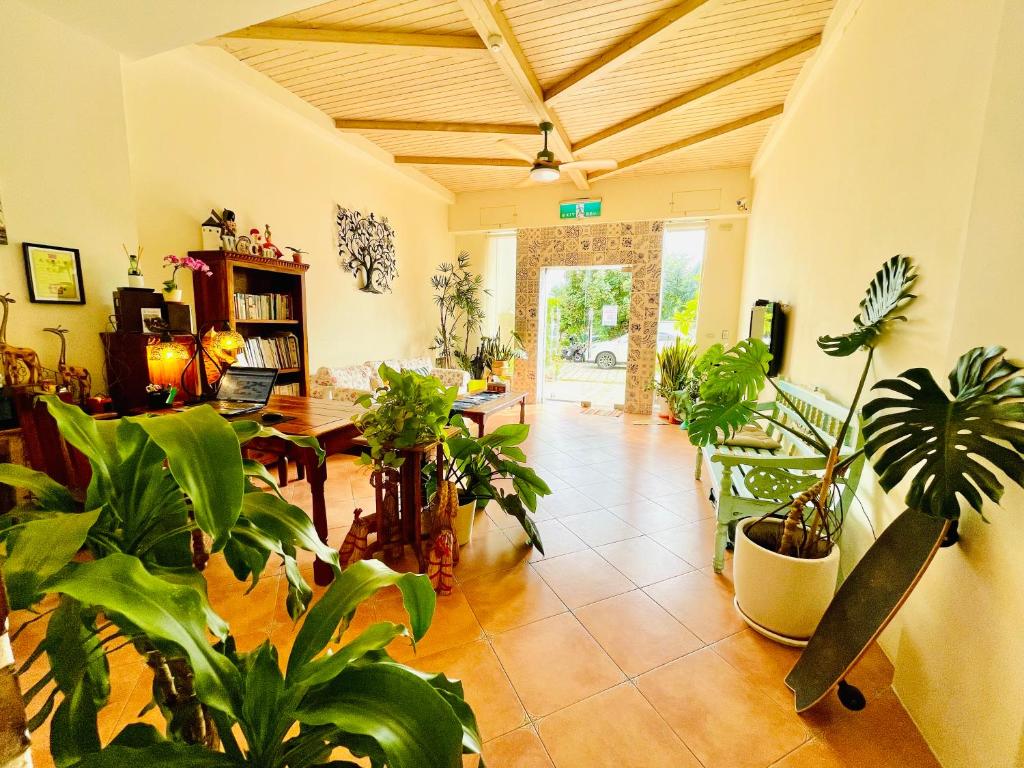 Spoondrift Hostal