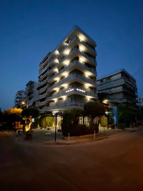 Arma Faliro Apartments — Hotel in Athens