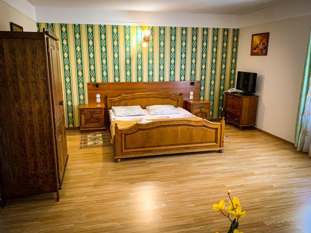 Hotel Wellness & SPA Antyczny Dwor photo