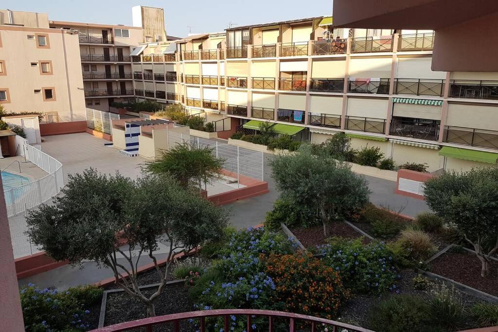 jolies studios avec piscines et parking privé 800m de la plage le grau du roi - 2