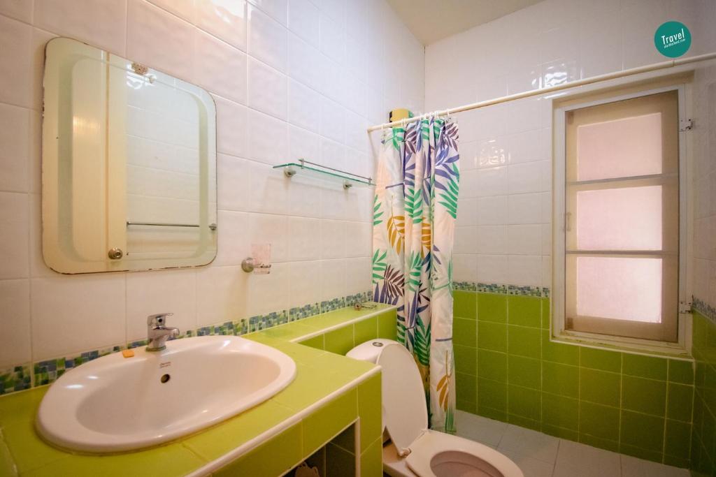 300m from beach - Luxury Mediterranean Holiday House - Pets Welcome photo