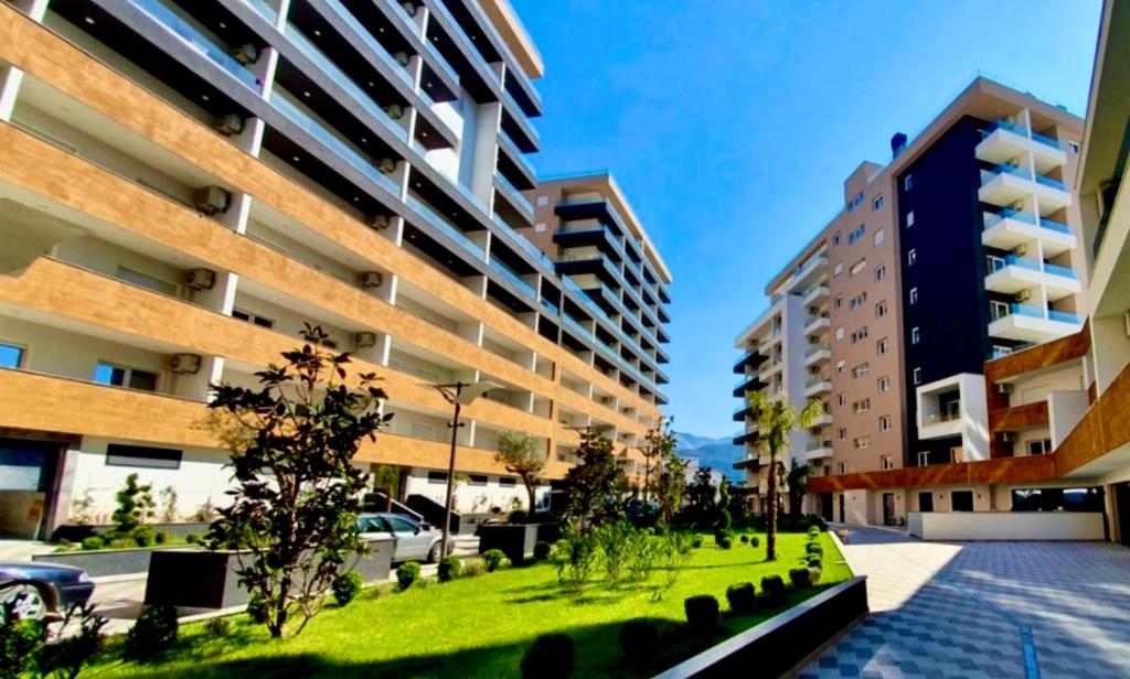 E3 Apartment, Budva