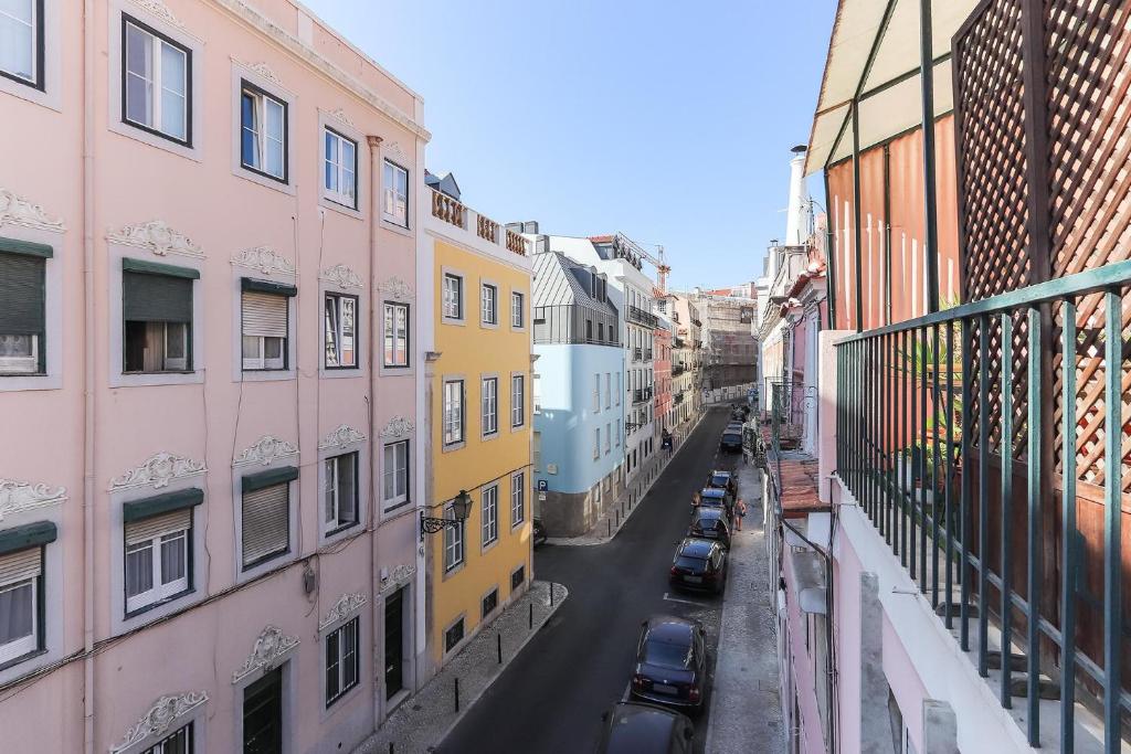 Principe Real Balcony by Homing photo