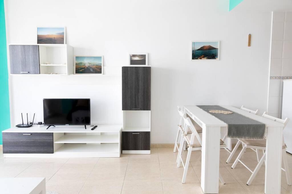 Luna de Lobos: Bright and Cozy apartment in Bristol - 2