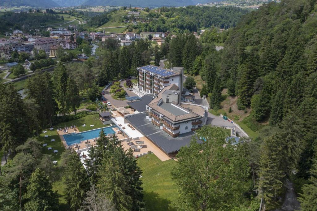 Grand Hotel Terme Di Comano - 4