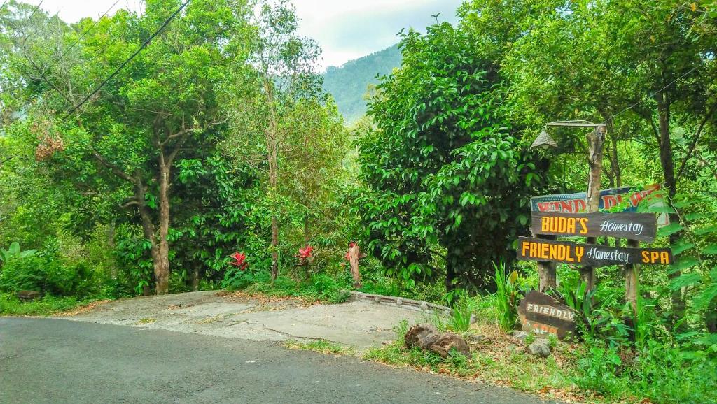 Buda's Homestay Lemukih photo