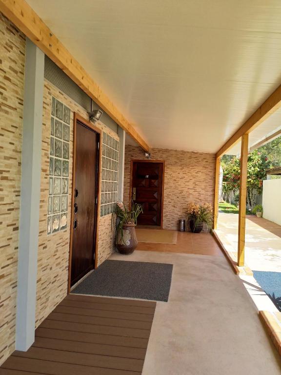 Metro Vilar Suites & Villas photo