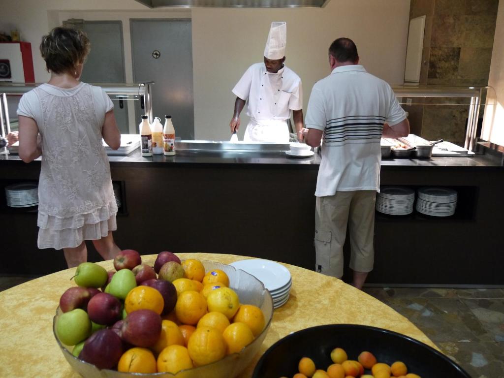Hotel la Palmera & Spa — Restaurant & bars in Lloret de Mar, Catalonia