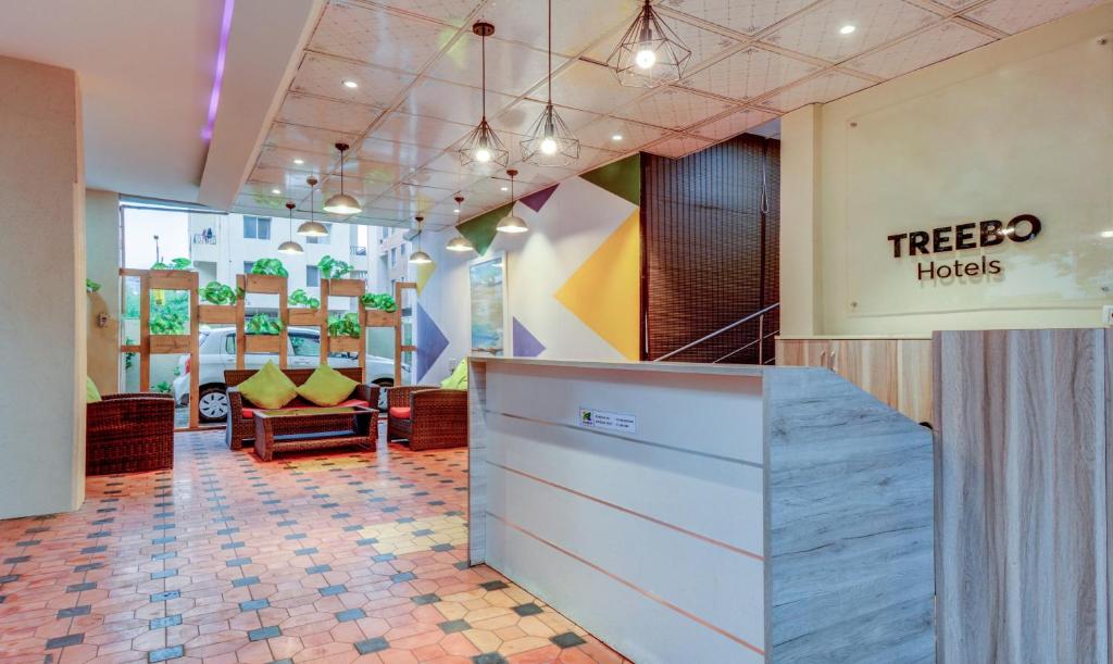 Lobby, Iris studotel in Pune