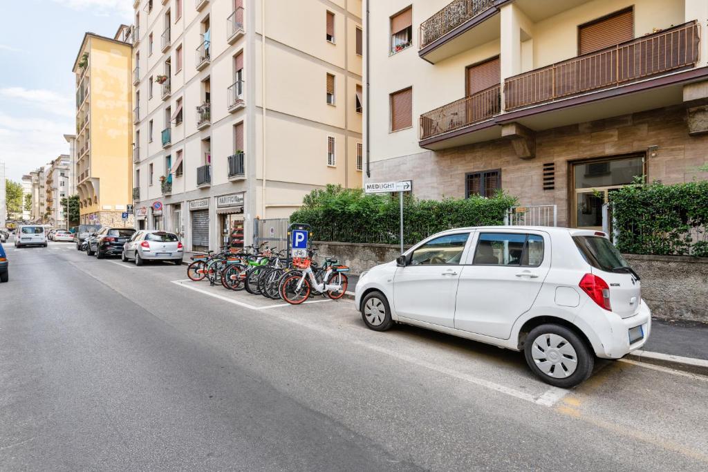 Maragliano Cozy Flat with Balcony photo