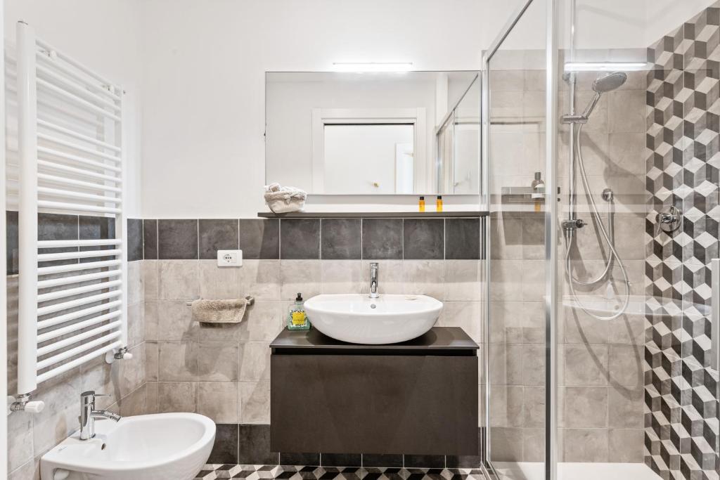 Maragliano Cozy Flat with Balcony photo