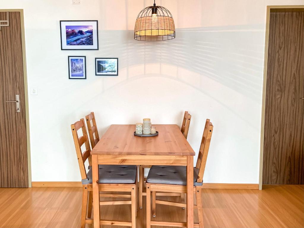 Studio Apartment Alpine Lodge (36m2) - Bettmeralp - Ski in/out - South facing, overlooking the Alps - 3
