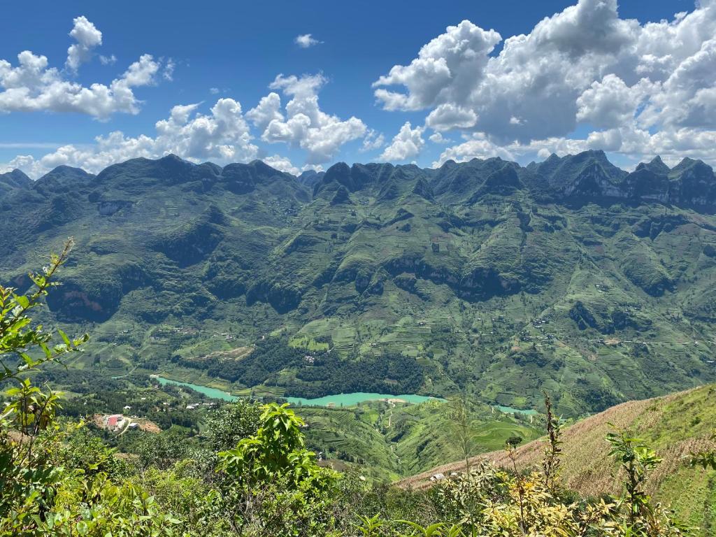 Nha nghi Viet Nhat