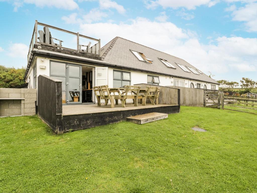 Bwthyn Awel, Holyhead