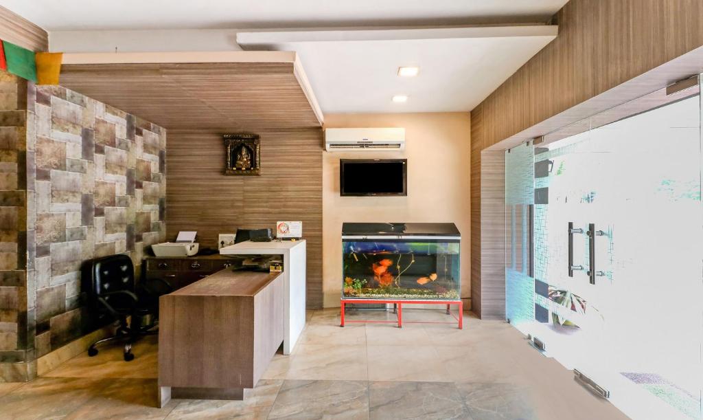 フロント・ロビー