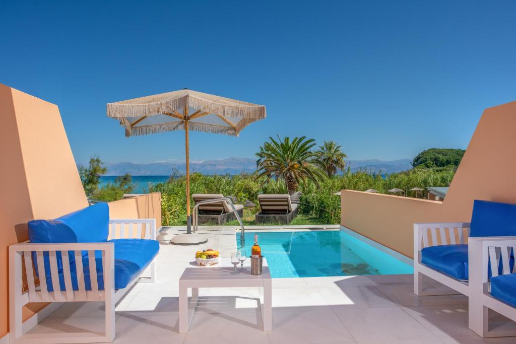 Ibiscus Corfu Hotel — Swimming pool in Roda, Ionian Islands