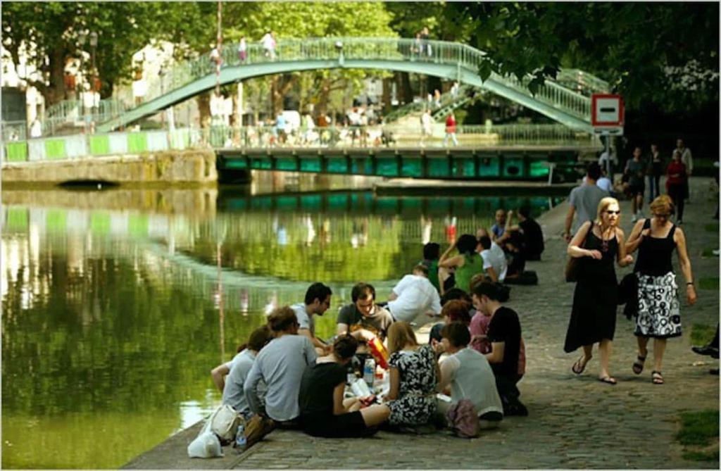 Charmante studette Paris Canal Saint Martin - 3
