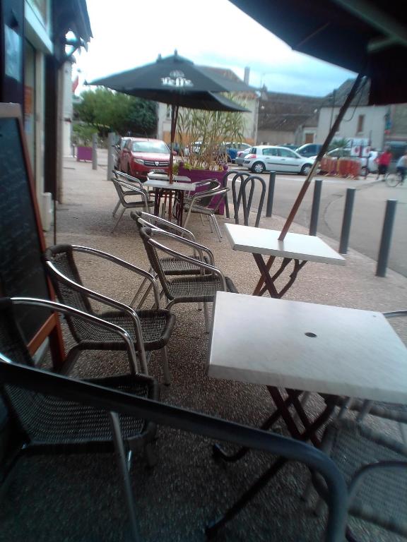 LE COMMERCE photo