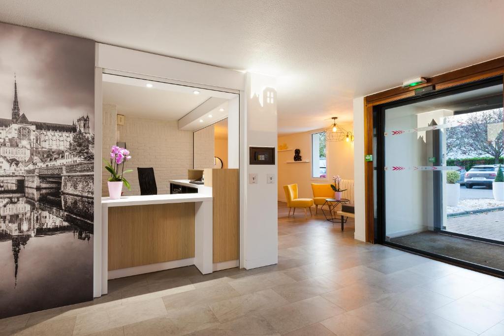 Comfort Hotel Amiens Nord photo