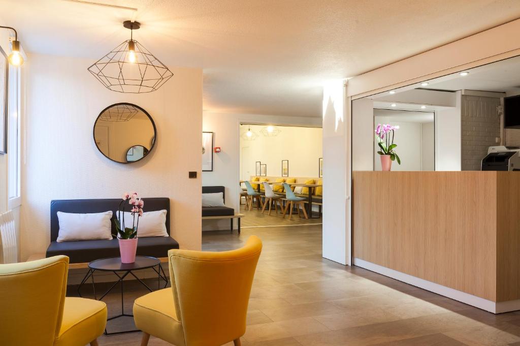 Comfort Hotel Amiens Nord photo