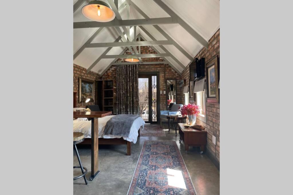 Upper Room @thegallery photo